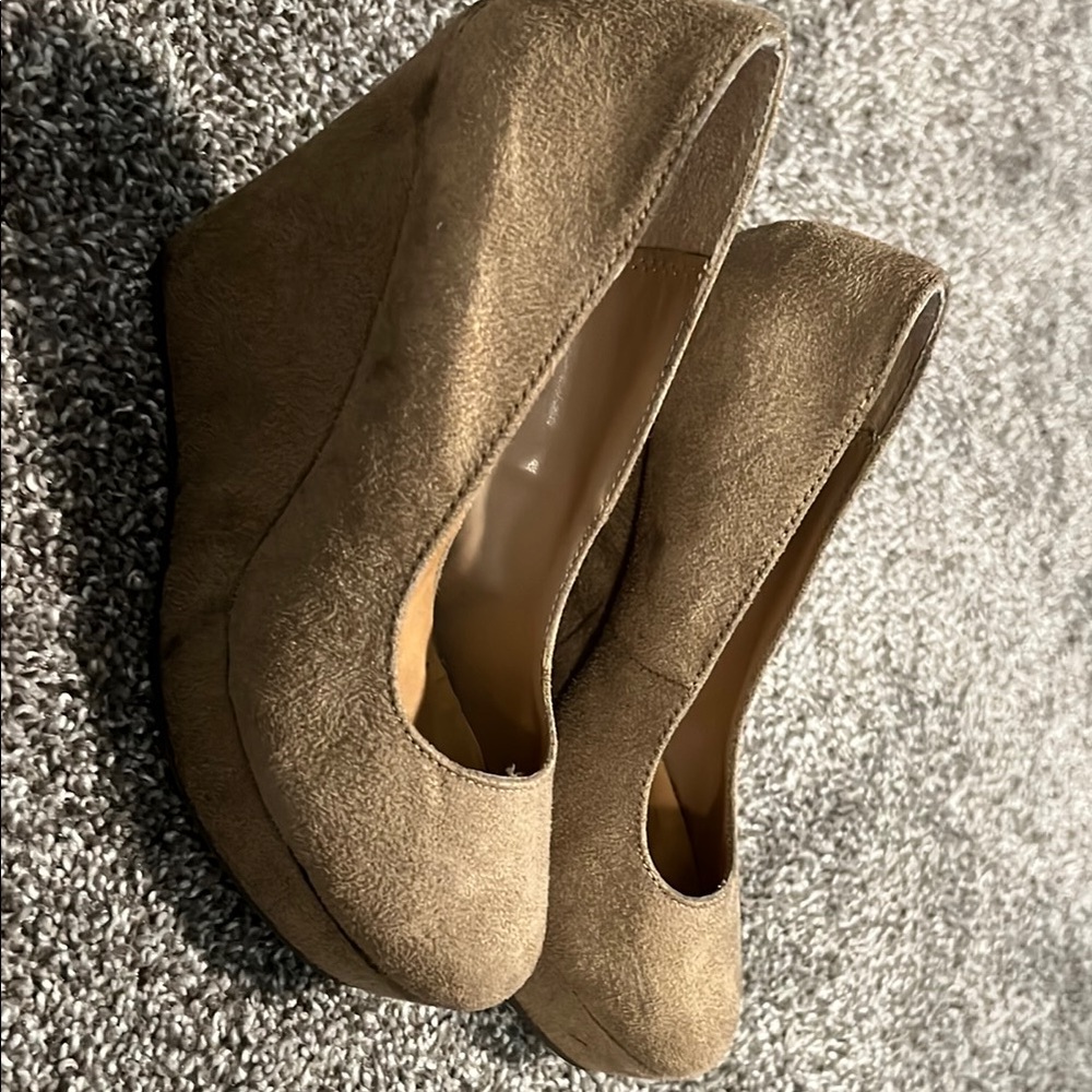 Elegant Tan Wedge Heels